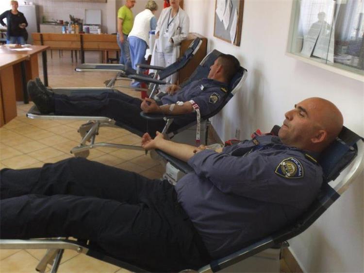 Slika /PU_ZD/slike/ddk obrovac.jpg